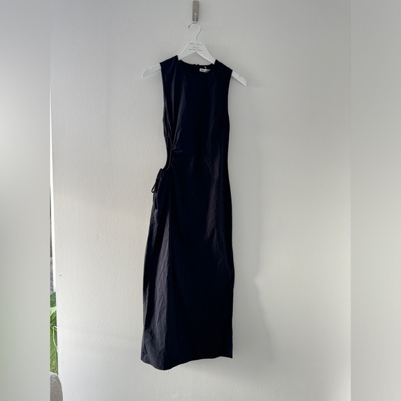 REFORMATION Black Doria Dress 2 - Picture 3 of 8